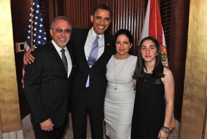 Barack Obama y la familia Estefan em Miami